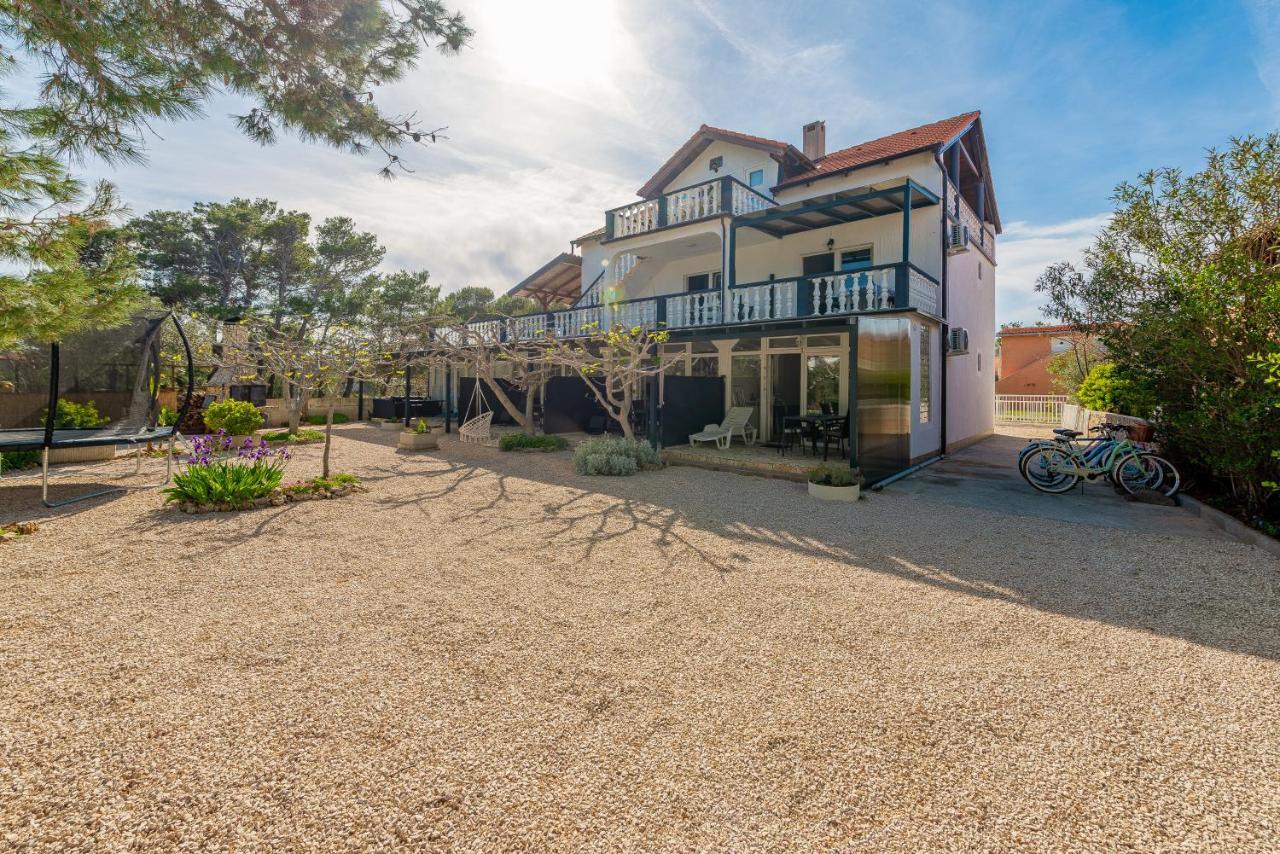 Apartments Villa Agape Vir Eksteriør billede