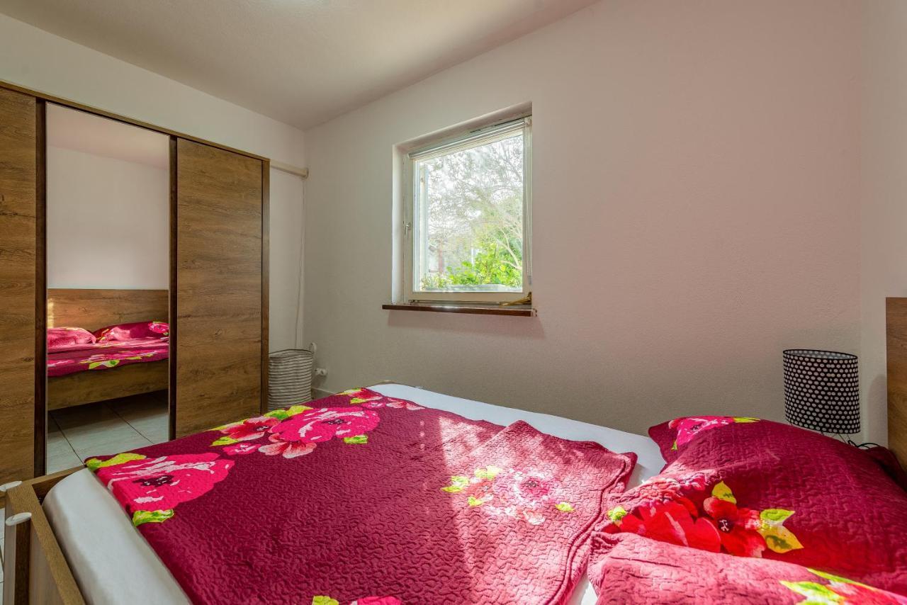 Apartments Villa Agape Vir Eksteriør billede