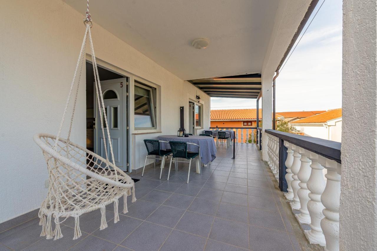 Apartments Villa Agape Vir Eksteriør billede