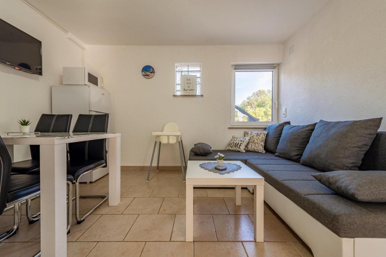 Apartments Villa Agape Vir Eksteriør billede