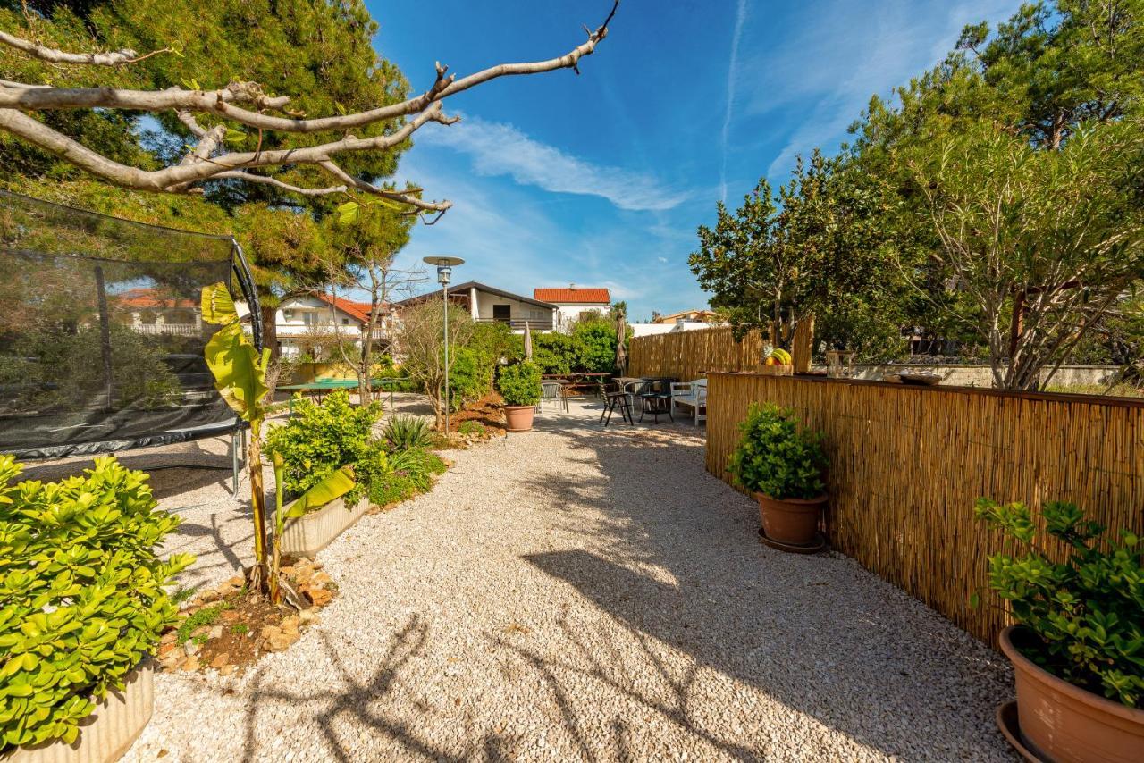 Apartments Villa Agape Vir Eksteriør billede